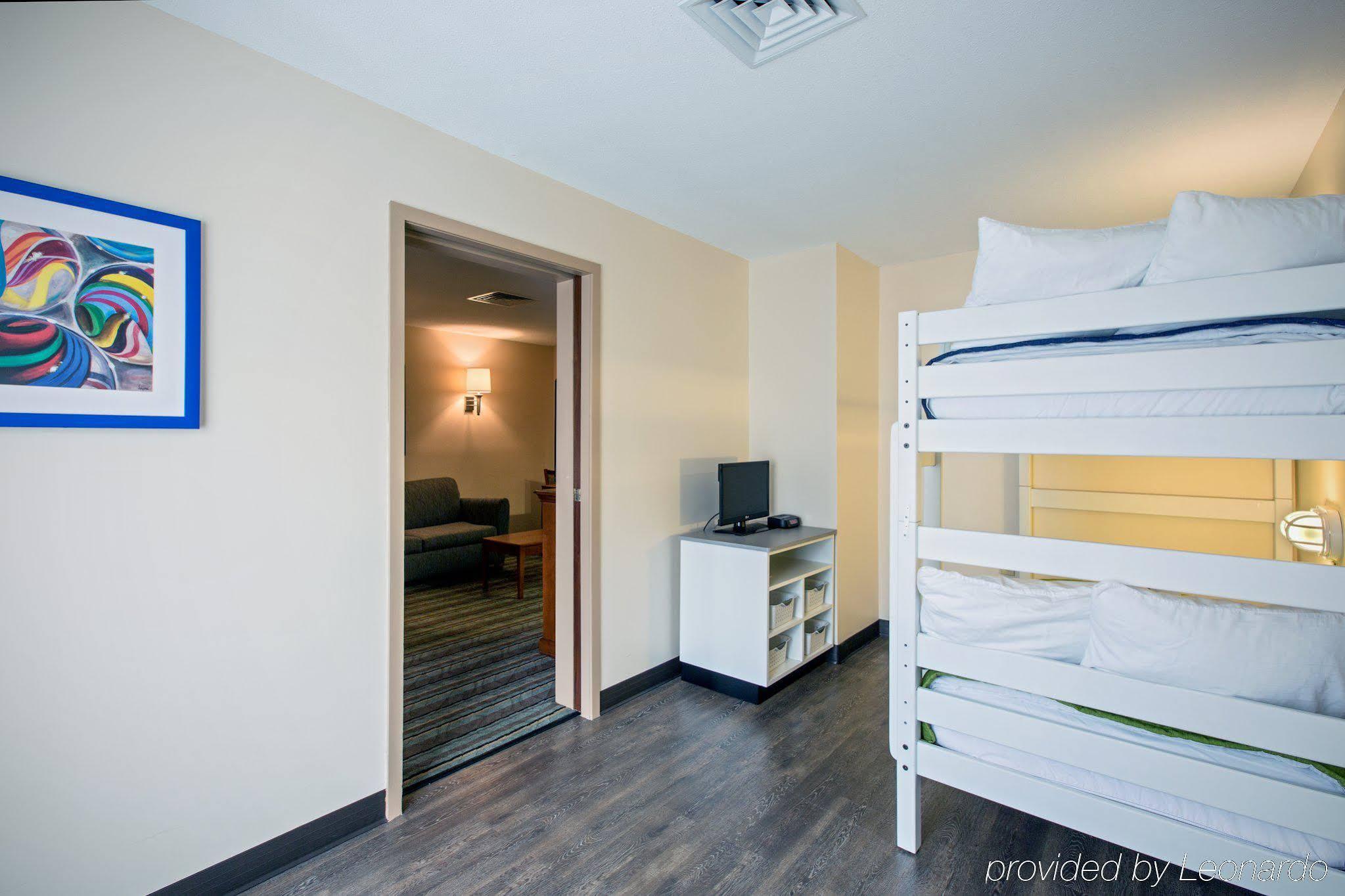 Holiday Inn Express & Suites Salamanca, An Ihg Hotel Kültér fotó